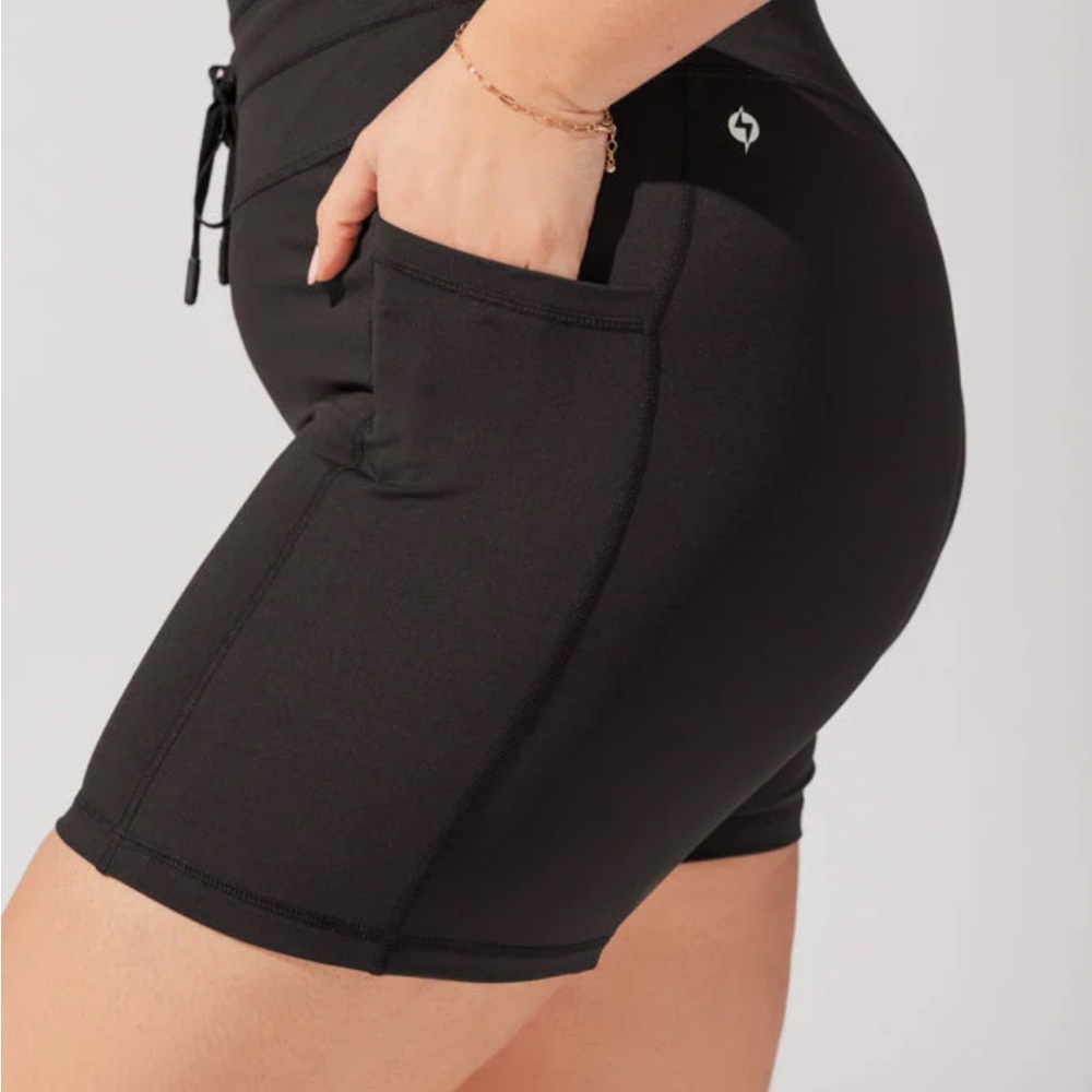 Popflex Cargo Booty Short - Black Bike Shorts with Stretchy Performance Fabric